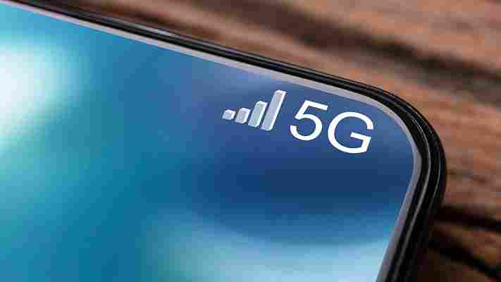 Další primát iPhonů. Za 14 dnů se staly nejprodávanějšími 5G smartphony