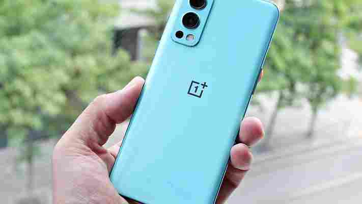 OnePlus vzdává hold herní legendě. O novinku si můžete i zahrát