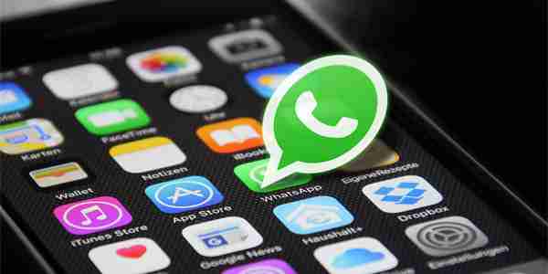 WhatsApp narazil v Německu. Nové nakládání s osobními údaji tam úřady označily za nezákonné